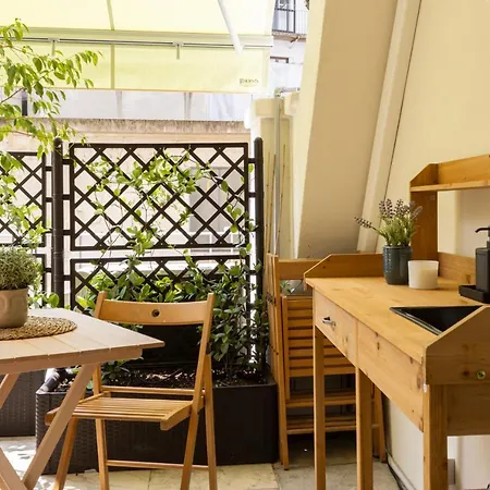 Apartamento Bed & Books By Wonderful Italy *